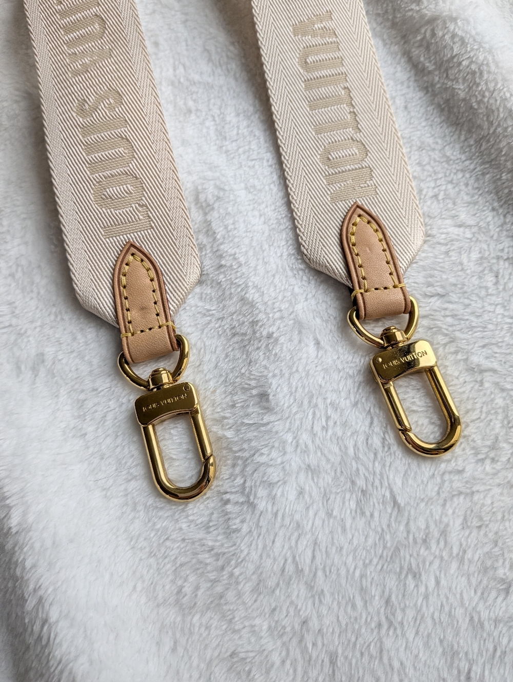 Louis Vuitton By The Pool Multi Pochette Bandouliere 5-in-1 Set - Picture 8 of 9